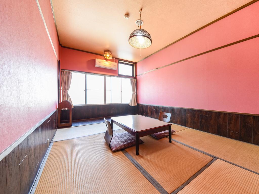 Отель Ryokan Marue Honkan Хитоёси Экстерьер фото